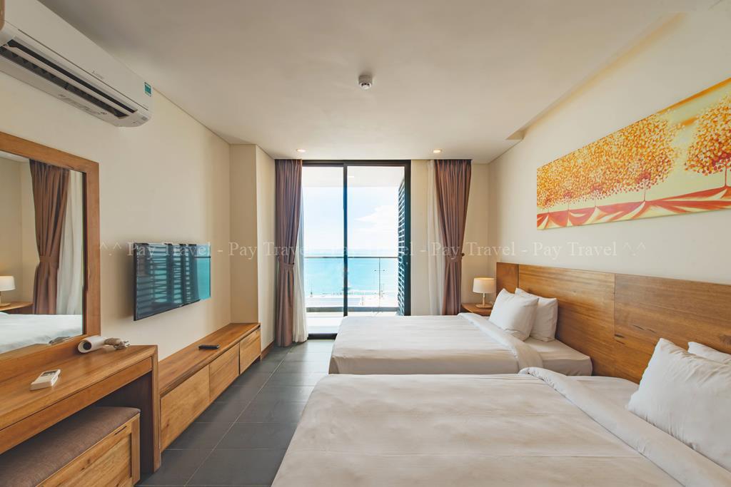 EXECUTIVE 1 BEDROOM WITH SEAVIEW (12)